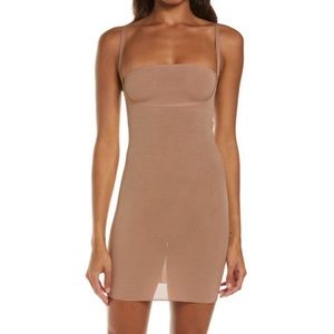 SKIMS OPEN BUST SLIP  - SIENNA sz large NEW